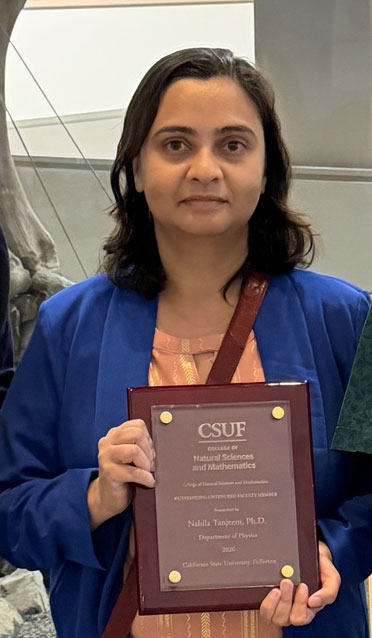 Picture of Nabilia with award
